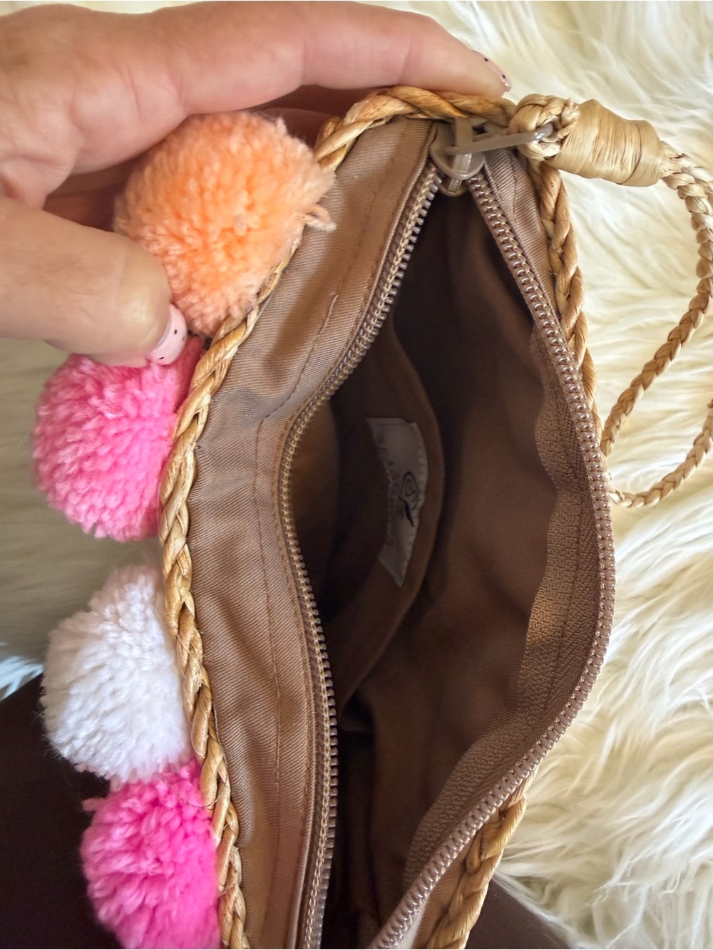 The Seagrass Eva Clutch - Sea & Grass Woven Wristlet - Picture 4 of 5